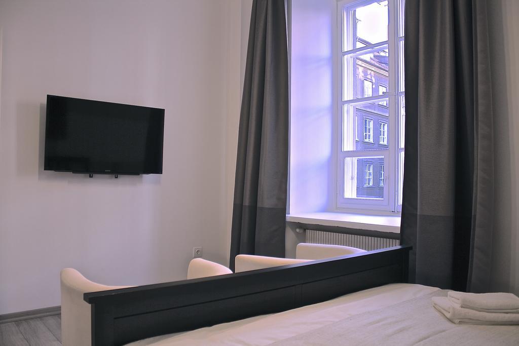 Old Town Snug Apartment วอร์ซอ ภายนอก รูปภาพ
