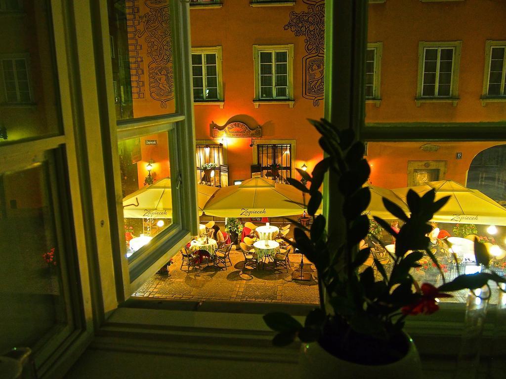 Old Town Snug Apartment วอร์ซอ ภายนอก รูปภาพ