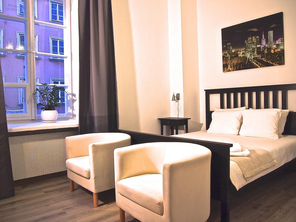 Old Town Snug Apartment วอร์ซอ ห้อง รูปภาพ